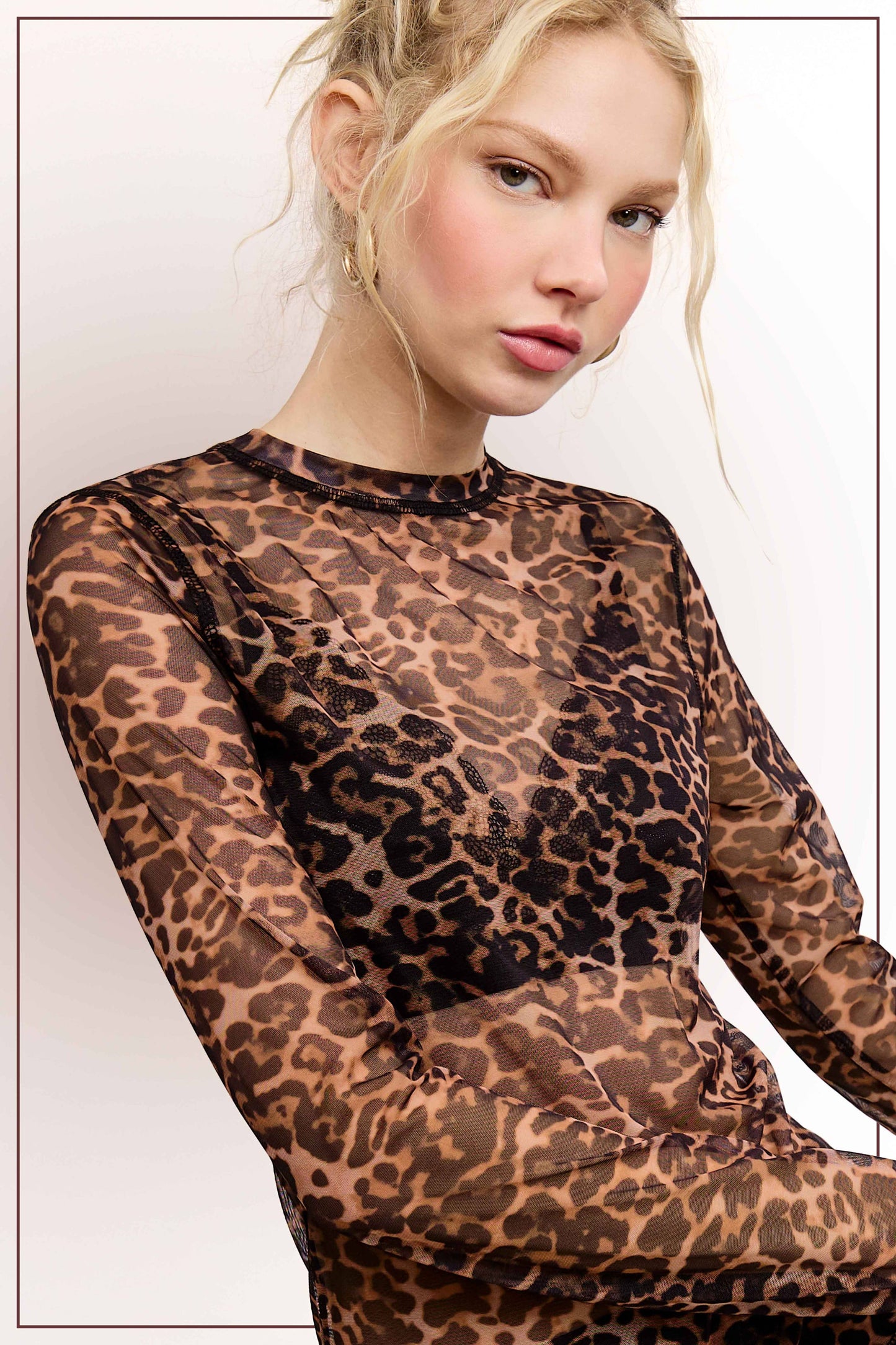 -Semi Sheer Leopard Printed Long Sleeve Mesh Top