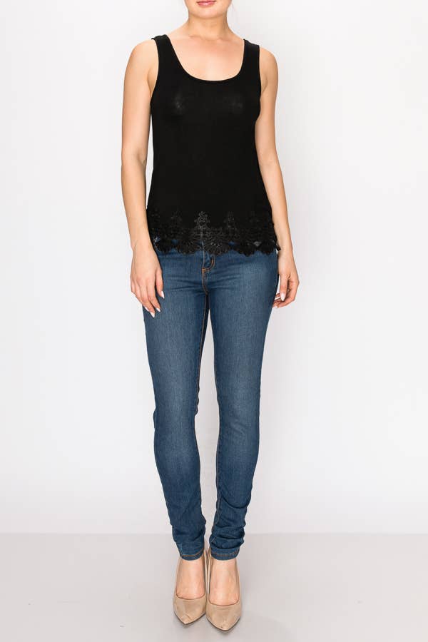 TANK TOP WITH LACE TRIMMING -