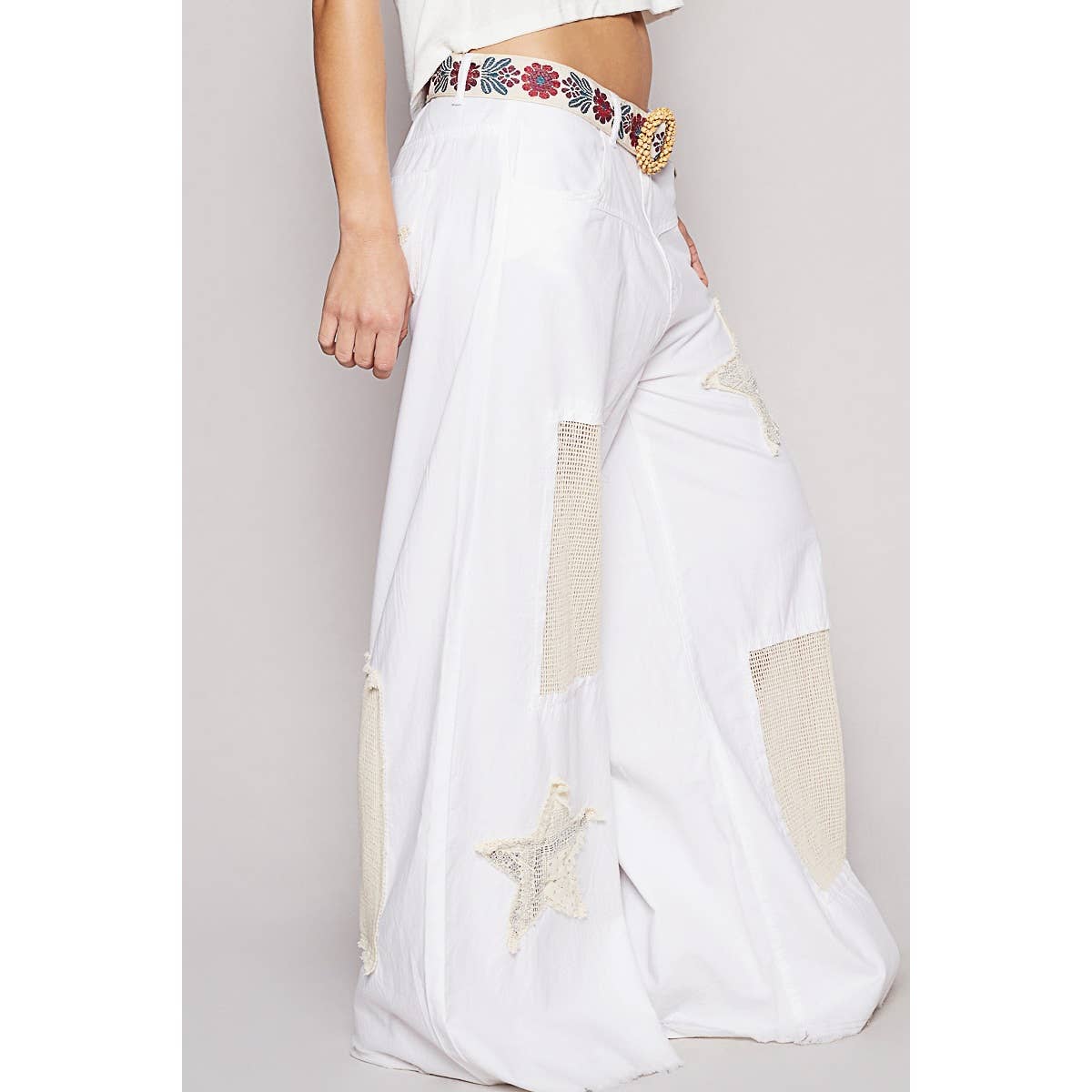 Vintage washed crochet star patch solid pants