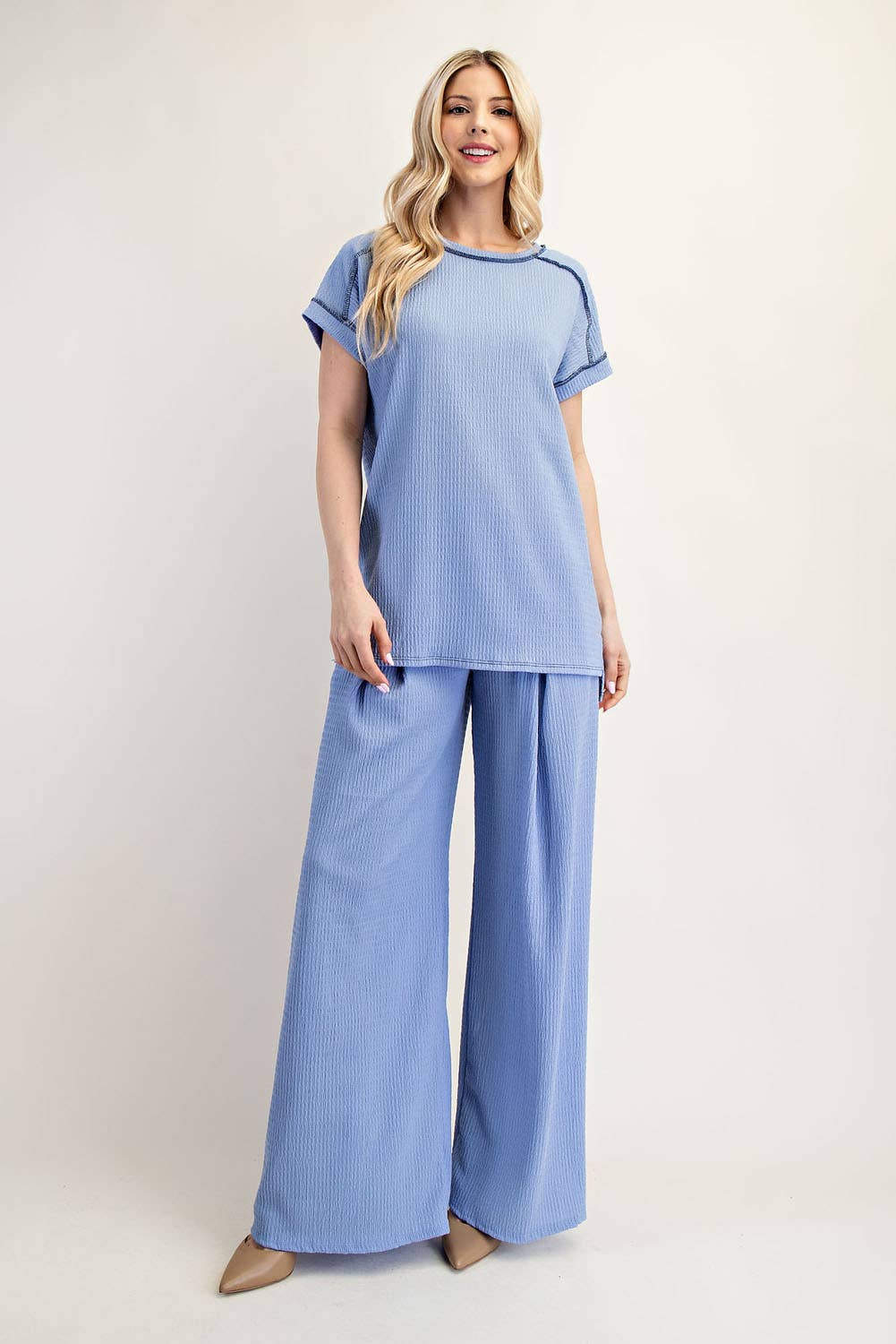 PLUS SIZE RELAXED-FIT TEXTURED TOP SHORT SLEEVES