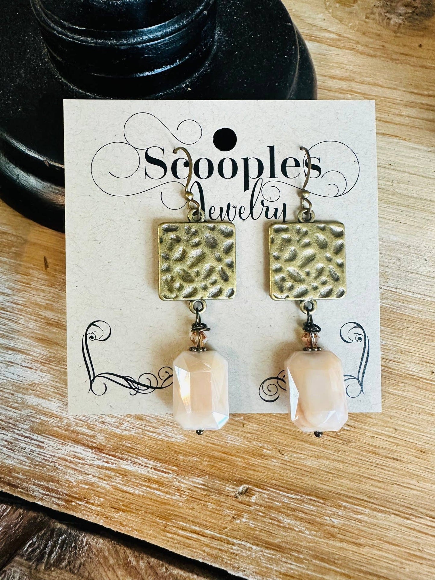 Blushing Olive Crystal - Neck