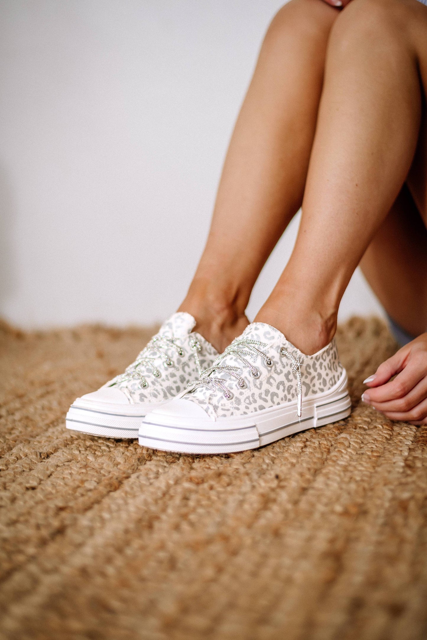 SLIP ON SNEAKERS-ANIMAL PRINT