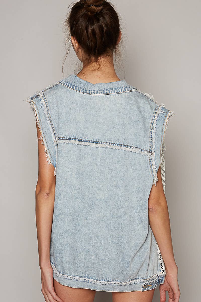 Oversize crochet lace contrast front pockets denim vest-Size down 2 sizes
