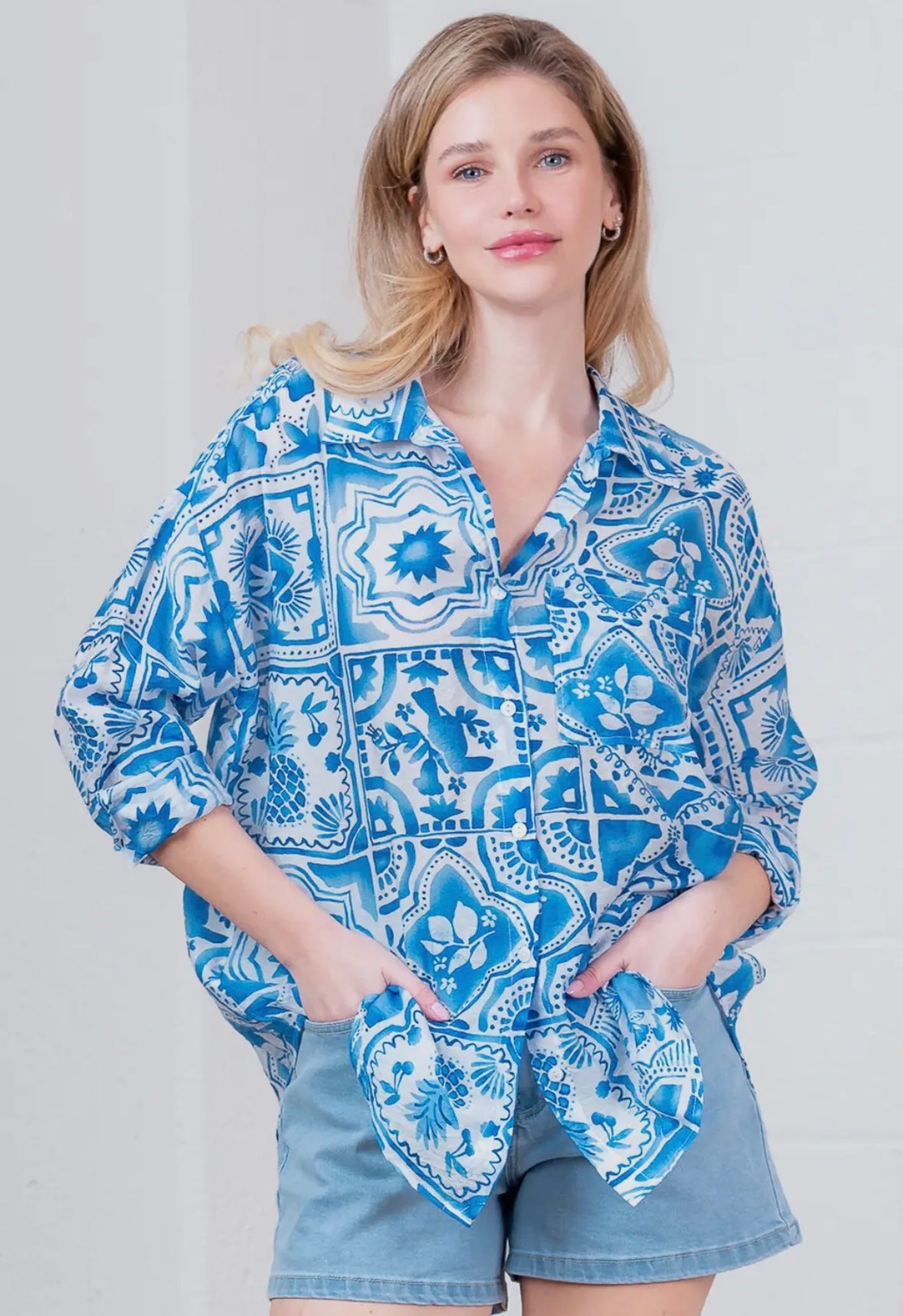 BREEZY BEAUTY OVERSIZED SHIRT