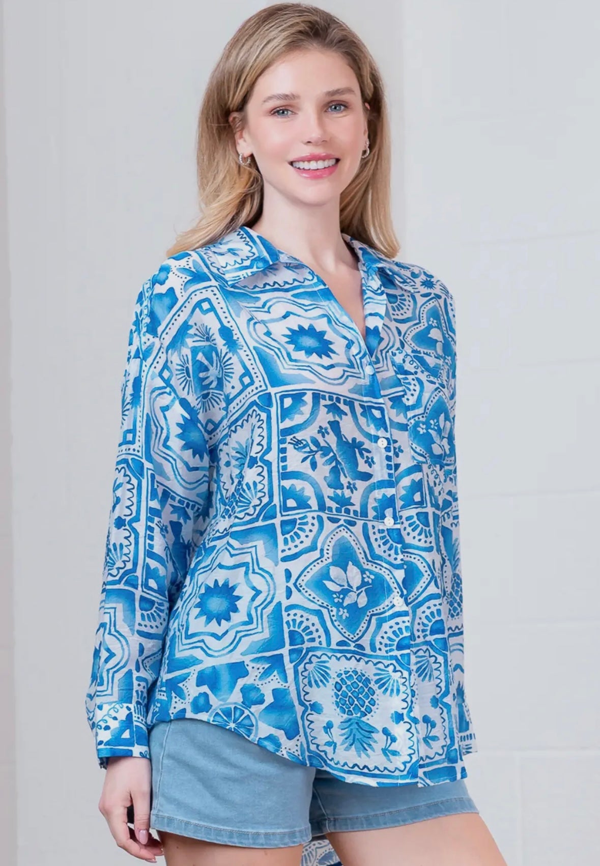 BREEZY BEAUTY OVERSIZED SHIRT