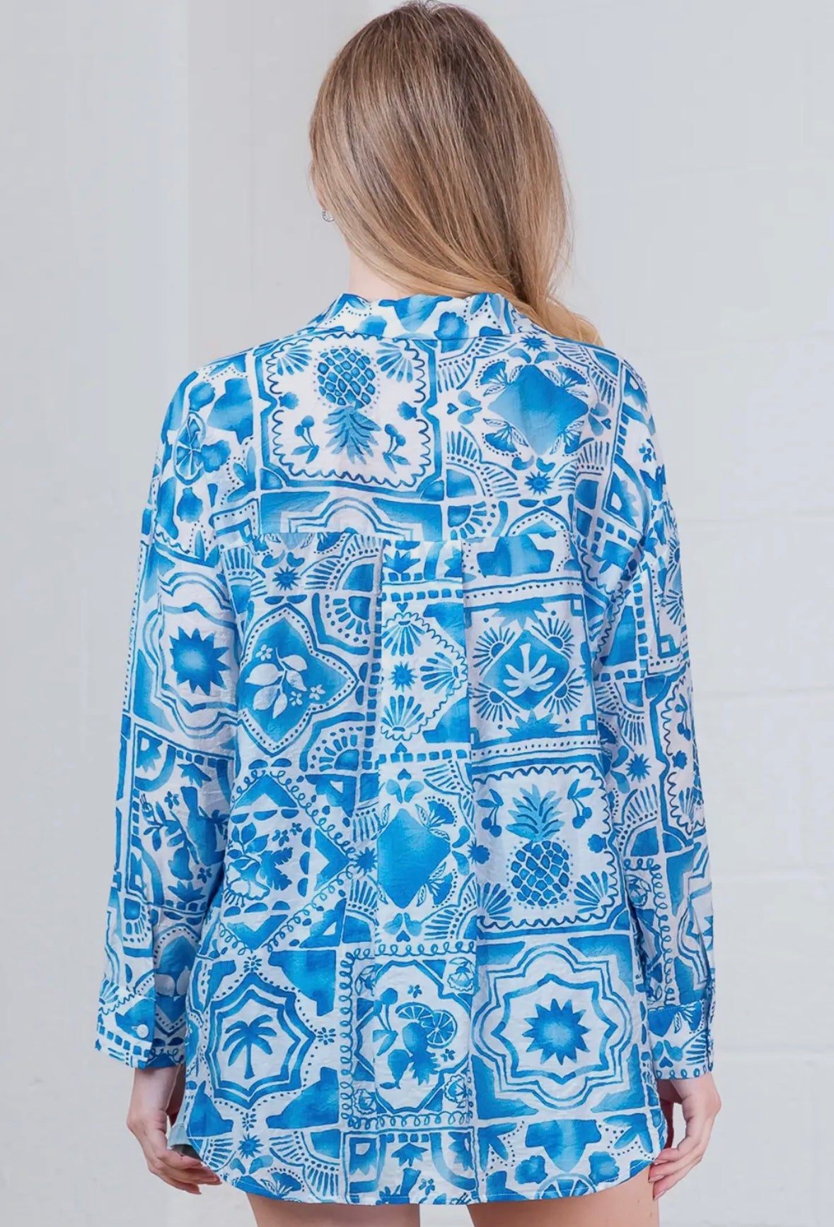 BREEZY BEAUTY OVERSIZED SHIRT