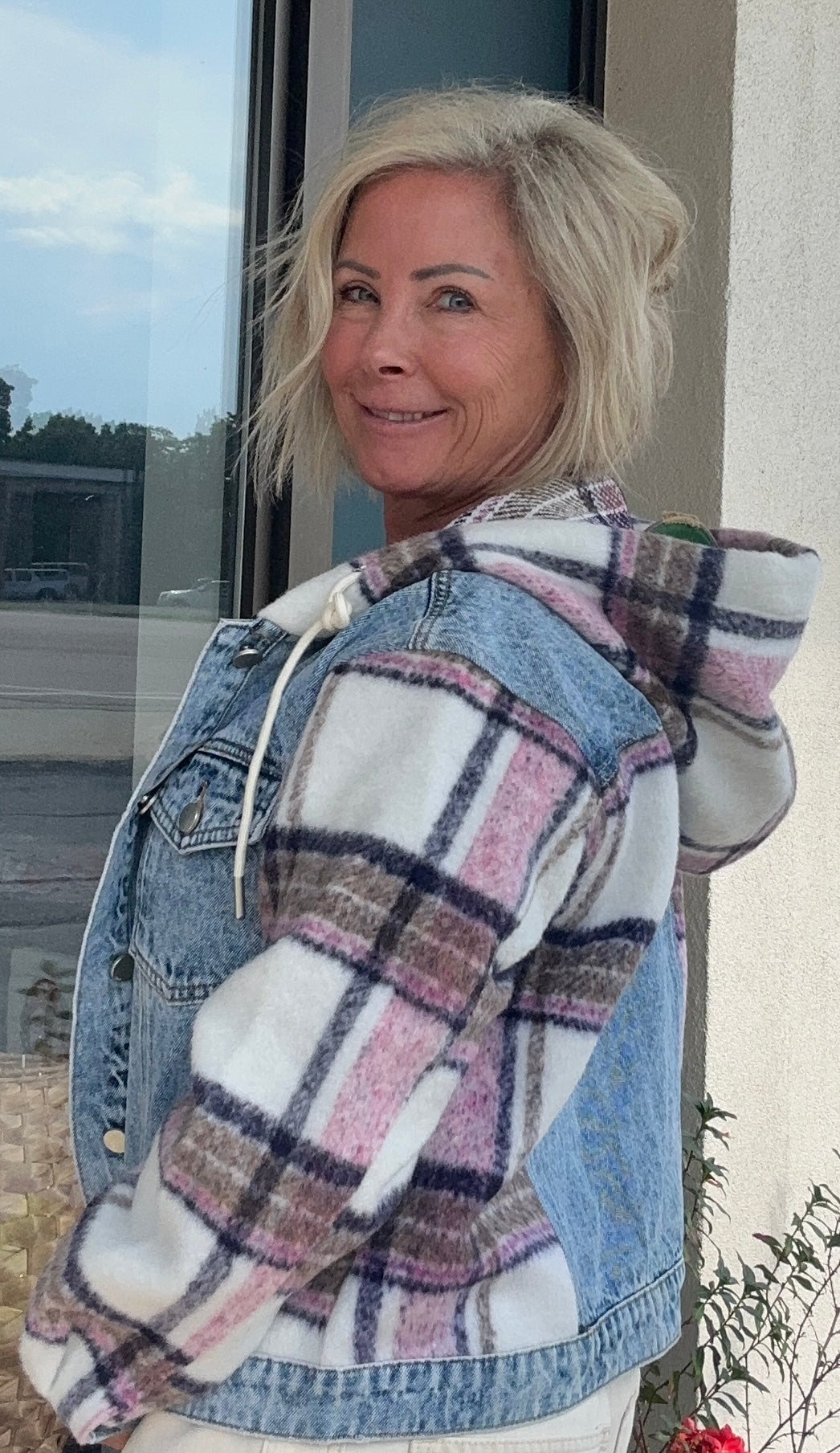 BRUSHED PLAID CONTRAST HOODED DENIM JACKET