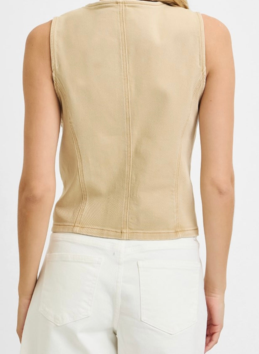 V NECK BUTTON DOWN VEST