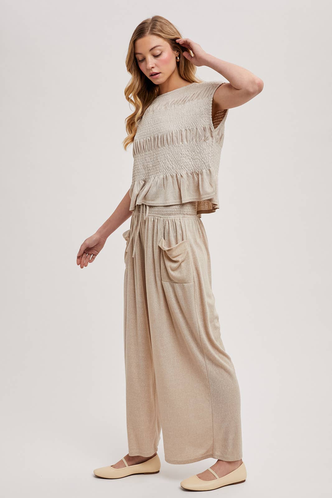 RELAXED KNIT TOP