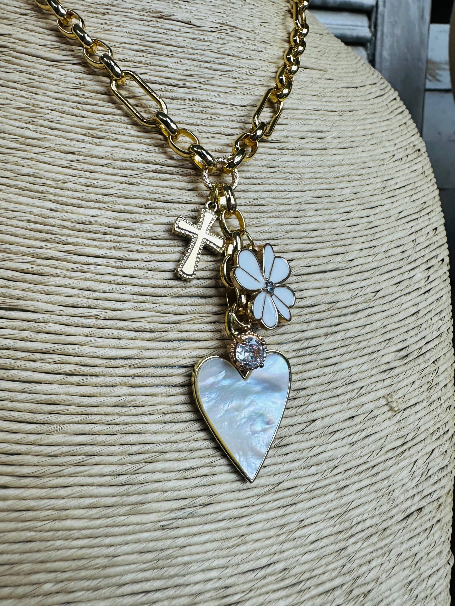 Pure Heart Neck