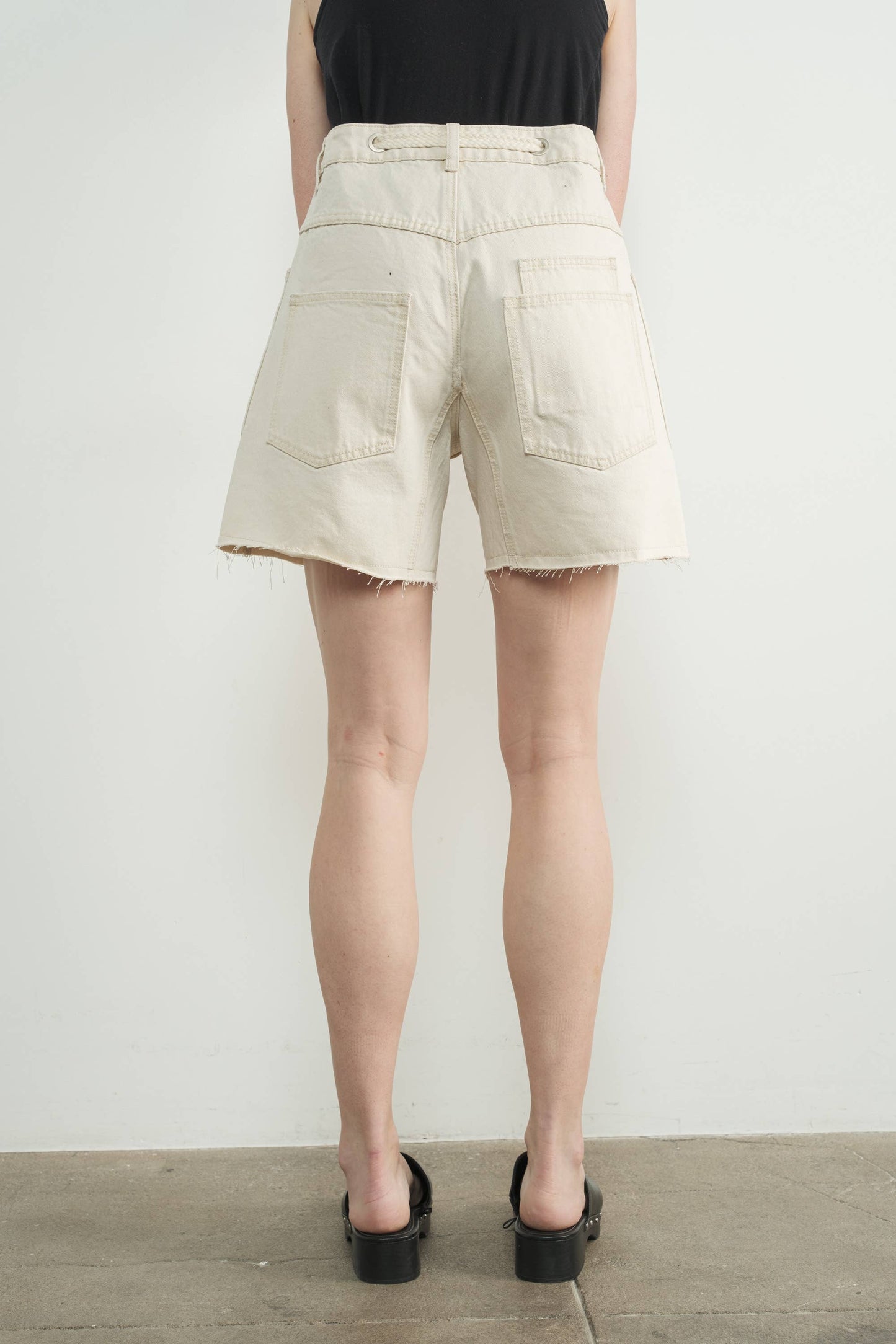 VINTAGE WASHED BARREL DENIM SHORTS W/GROMMET WAIST-SIZE DOWN
