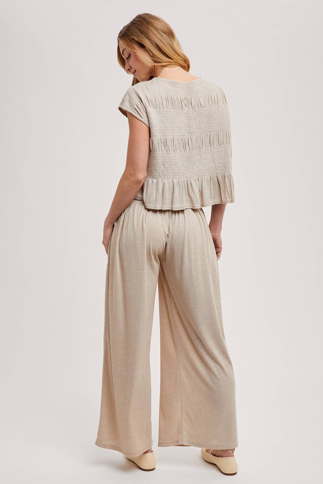 RELAXED KNIT TOP
