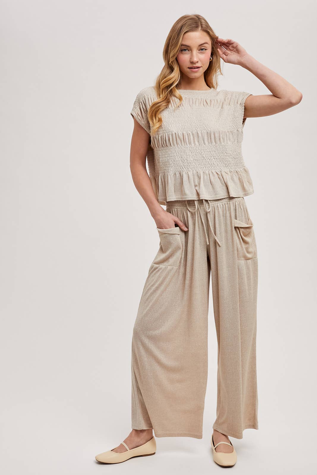 RELAXED KNIT TOP