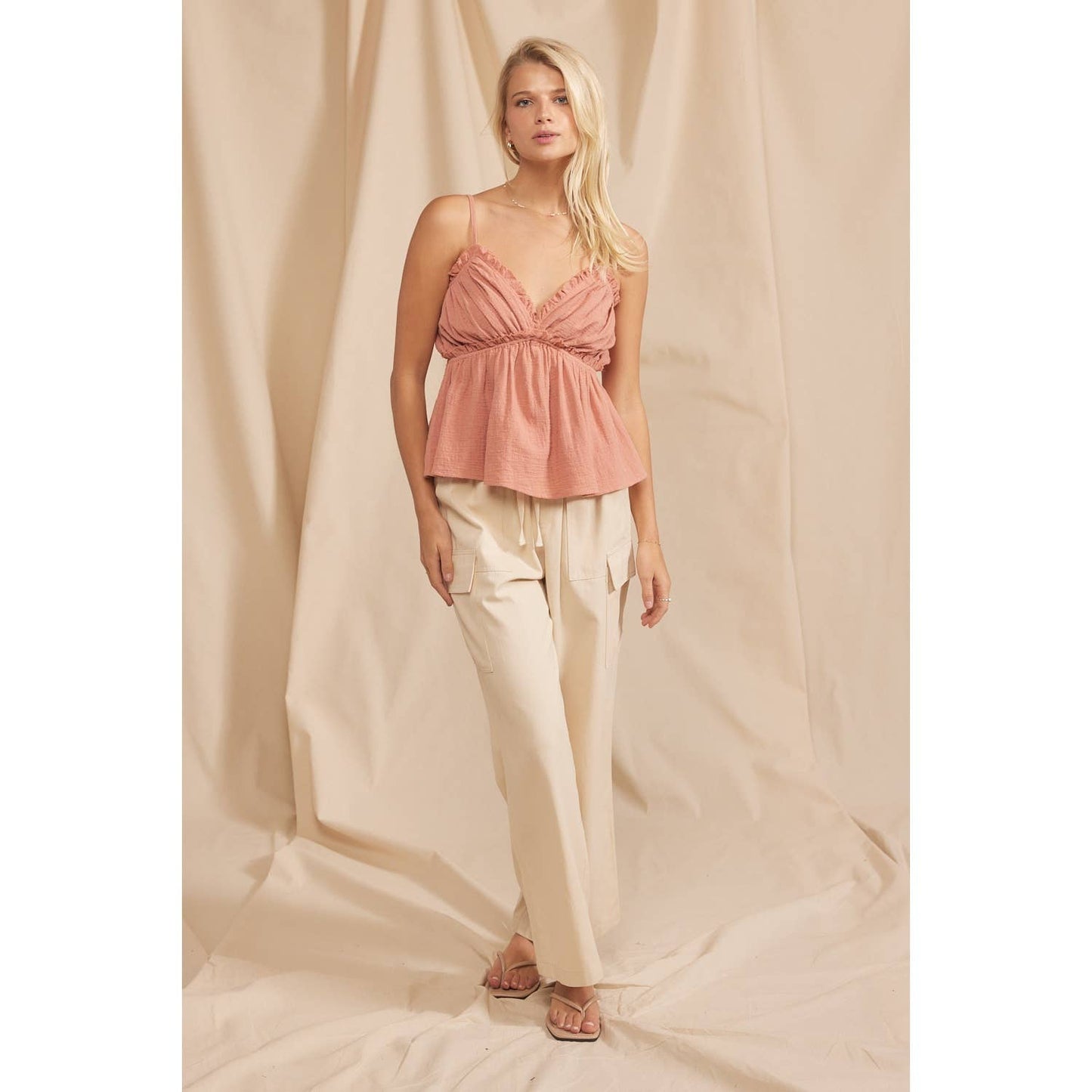 RAW EDGE RUFFLED SLEEVELESS COTTON TOP