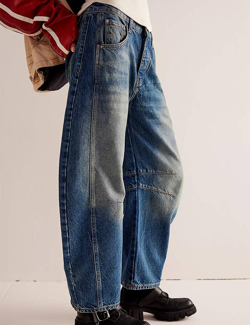 Ladies Mid Rise Wide Leg Barrel Jeans