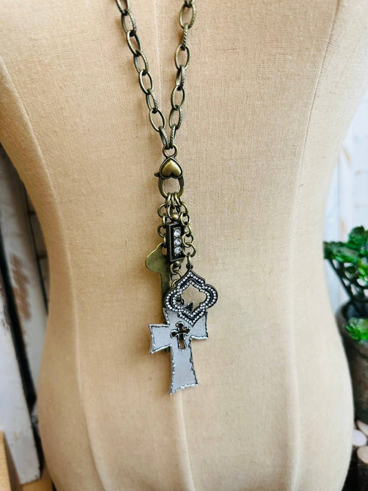 Majestic Cross